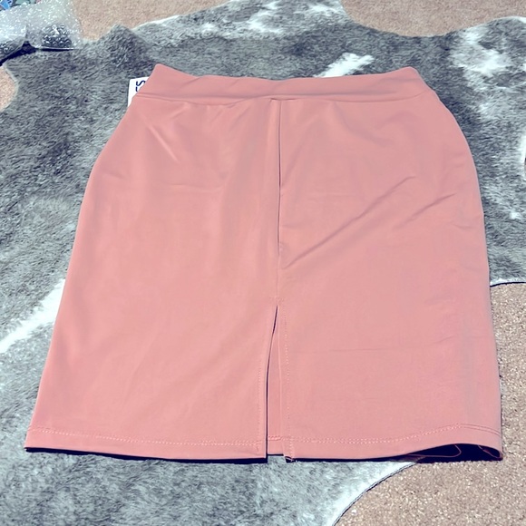 Pink Stretchy Skirt - Picture 2 of 2